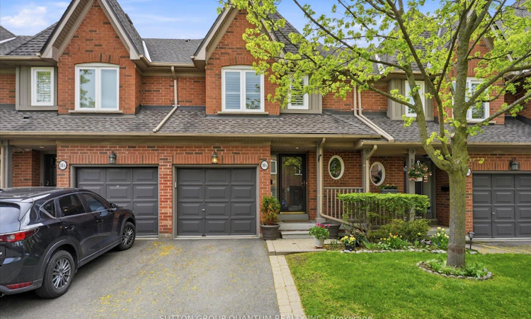 10A-1064 Queen Street W