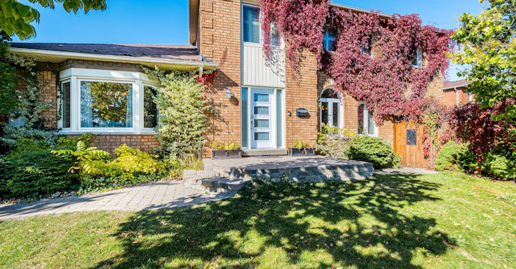 Full House-5571 Spangler Drive, Mississauga, ON, L5R 3M5 - 2