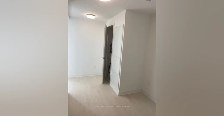 4607-3900 Confederation Parkway, Mississauga, ON, L5B 0M3 - 2