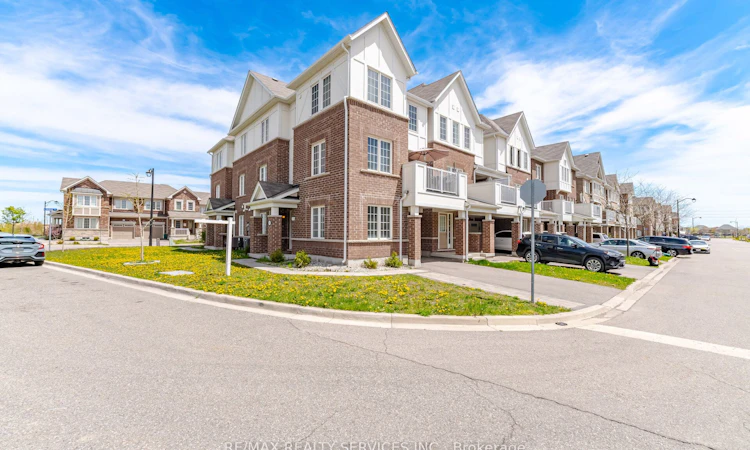 517 Allport Gate