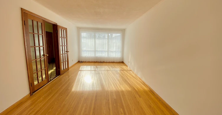 2293 Delkus Crescent, Mississauga, ON, L5A 1K8 - 2