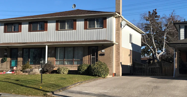 2293 Delkus Crescent, Mississauga, ON, L5A 1K8