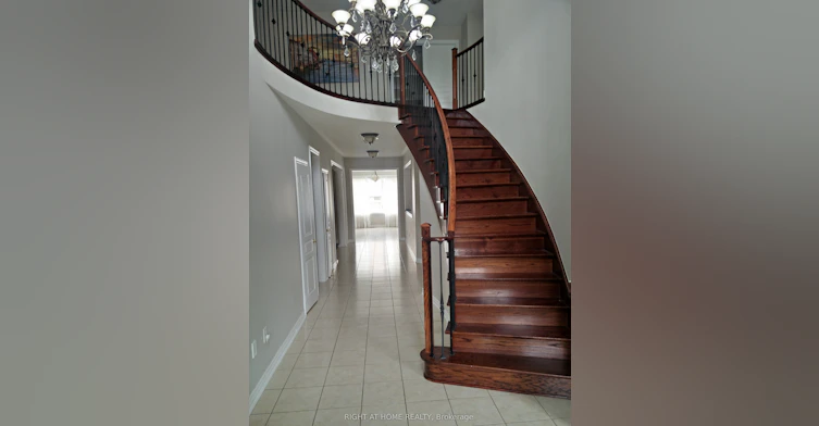 39 Daleridge Crescent, Brampton, ON, L6P 2X8 - 5