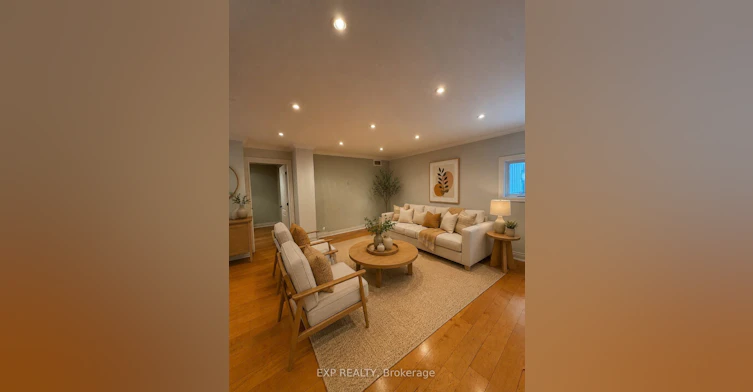 1175 Pinegrove Road, Oakville, ON, L6L 2W3