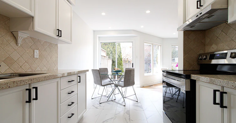 1114 Lindsay Drive, Oakville, ON, L6M 3B4 - 13