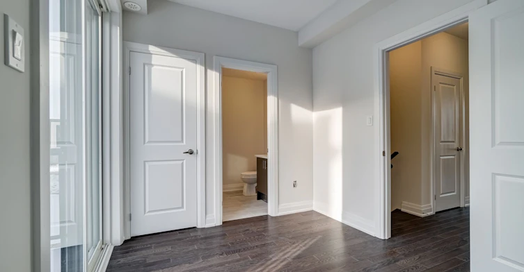 4 Wild Rose Gardens, Toronto, ON, M6L 0A5 - 17
