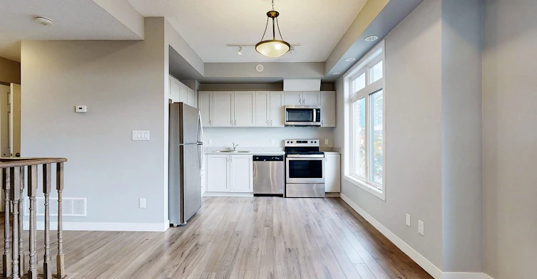 14-630 Rogers Road, Toronto, ON, M6M 0B4 - 8