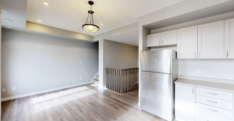 14-630 Rogers Road, Toronto, ON, M6M 0B4 - 12