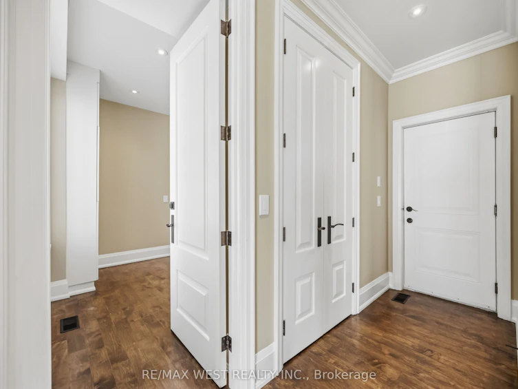 35 Conifer Drive, Toronto, ON, M9C 1X3 - 14