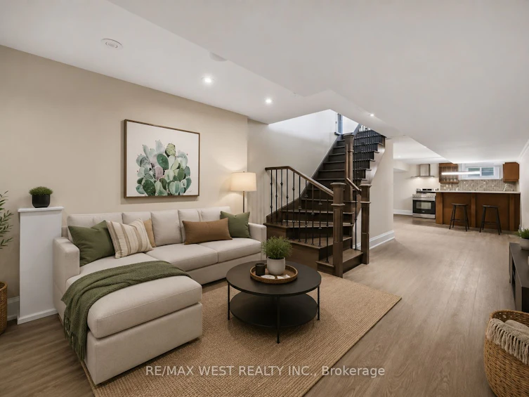 35 Conifer Drive, Toronto, ON, M9C 1X3 - 34
