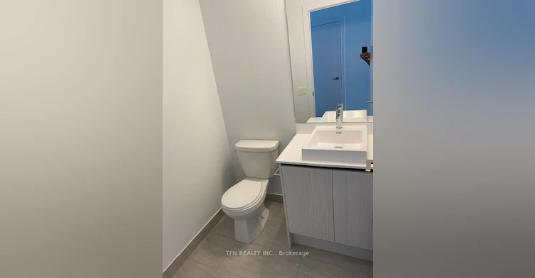 106-251 Manitoba Street, Toronto, ON, M8Y 1C9 - 8