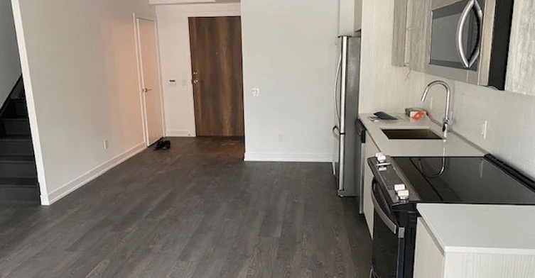 106-251 Manitoba Street, Toronto, ON, M8Y 1C9 - 7