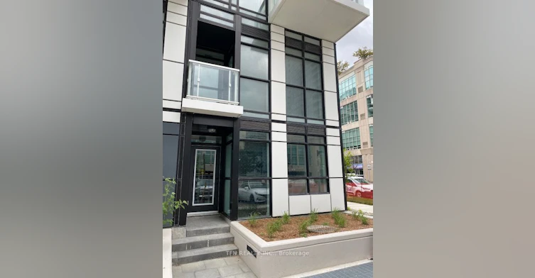 106-251 Manitoba Street, Toronto, ON, M8Y 1C9