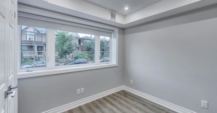 Apt #1-115 Wallace Avenue, Toronto, ON, M6H 1T8 - 11