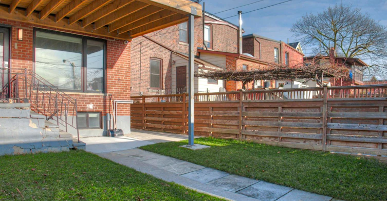 Apt #1-115 Wallace Avenue, Toronto, ON, M6H 1T8 - 16
