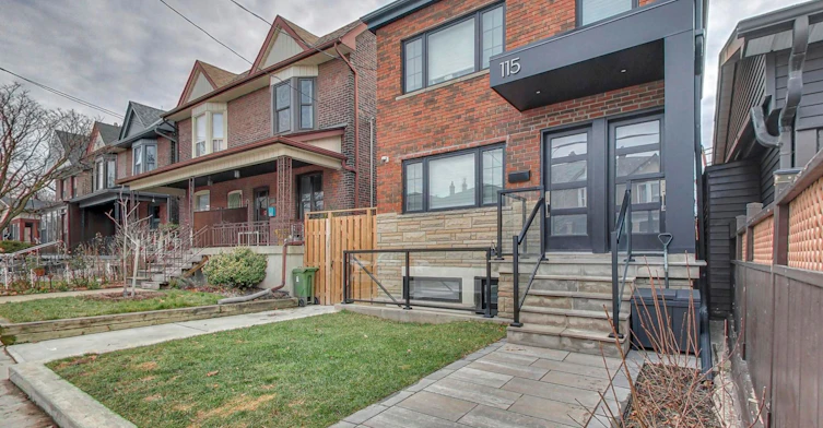 Apt #1-115 Wallace Avenue, Toronto, ON, M6H 1T8