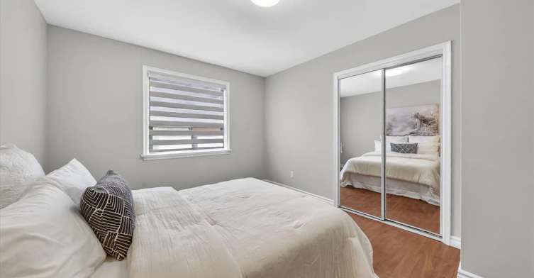 18 Demarco Boulevard, Toronto, ON, M6L 2W1 - 20