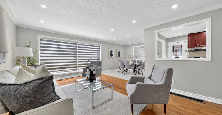 18 Demarco Boulevard, Toronto, ON, M6L 2W1 - 12