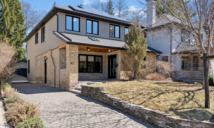 83 Humbercrest Boulevard
