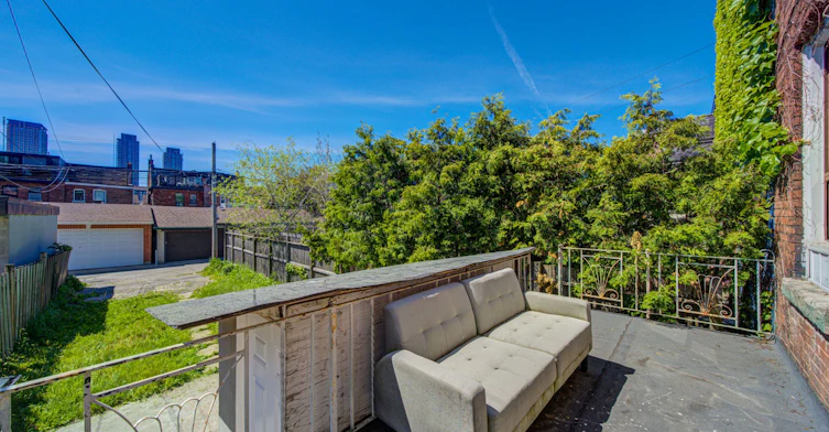 2nd Fl-19 Armstrong Avenue, Toronto, ON, M6H 1V9 - 21