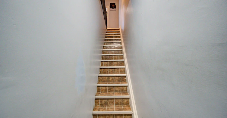 2nd Fl-19 Armstrong Avenue, Toronto, ON, M6H 1V9 - 20