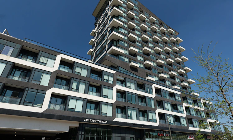 401-2481 Taunton Road