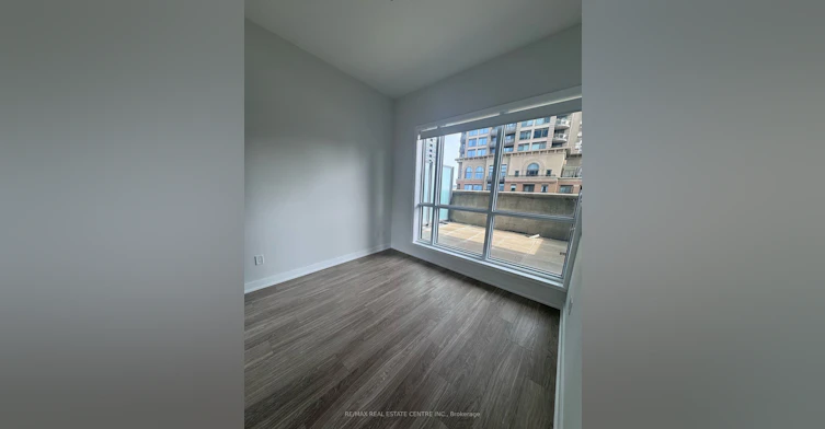 502-430 Square One Drive, Mississauga, ON, L5B 0L6 - 6