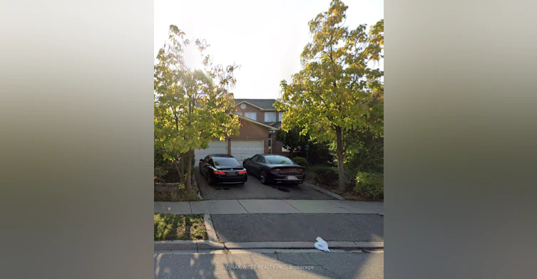 4 Lafleur Court, Brampton, ON, L6Y 3L8