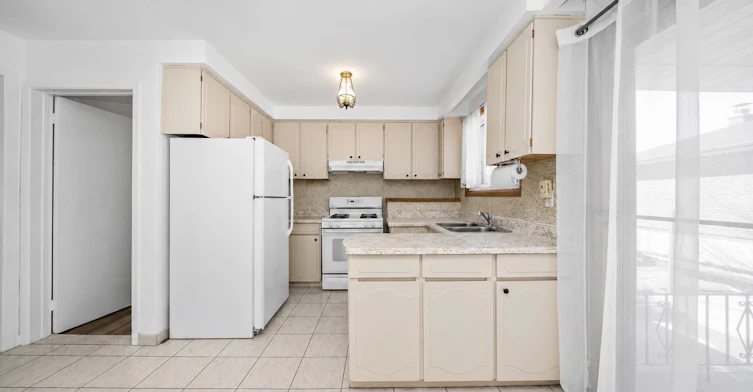 47 Wheelwright Crescent, Toronto, ON, M3N 1V2 - 6