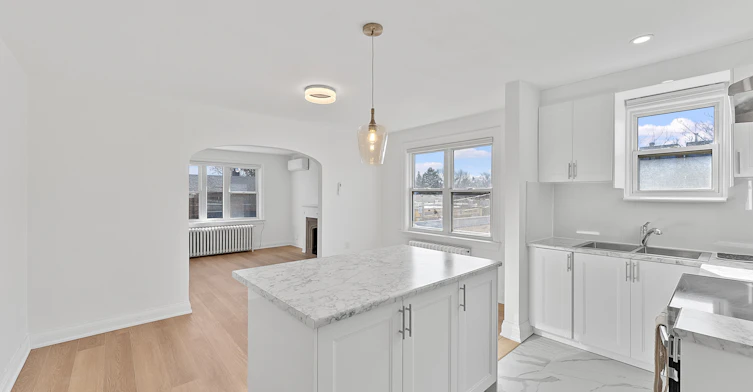 Upper-308 Jane Street, Toronto, ON, M6S 3Z4 - 13