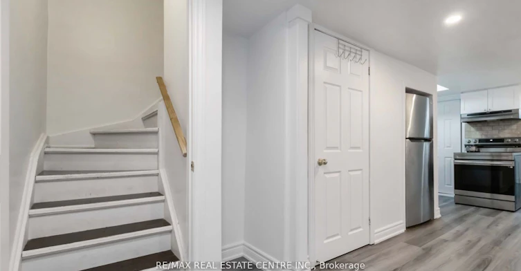 BASEMENT-5438 Tenth Line W, Mississauga, ON, L5M 0G5 - 5