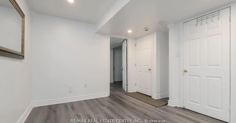 BASEMENT-5438 Tenth Line W, Mississauga, ON, L5M 0G5 - 7