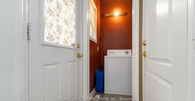 BASEMENT-5438 Tenth Line W, Mississauga, ON, L5M 0G5 - 12