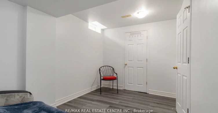 BASEMENT-5438 Tenth Line W, Mississauga, ON, L5M 0G5 - 9