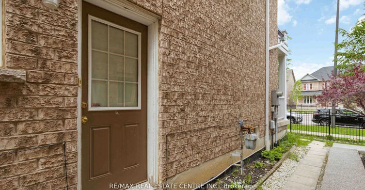 BASEMENT-5438 Tenth Line W, Mississauga, ON, L5M 0G5 - 14