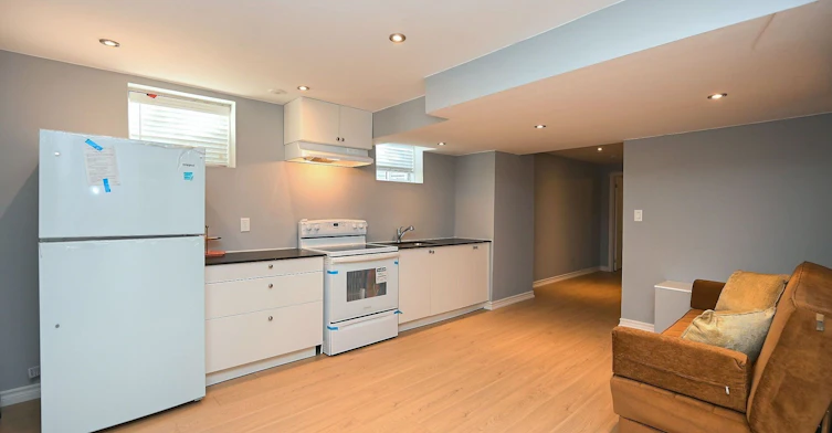 1 Mccandless Court, Milton, ON, L9T 2C4 - 3