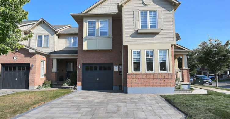 1 Mccandless Court, Milton, ON, L9T 2C4