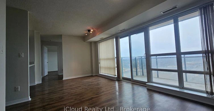 2001-215 Queen Street E, Brampton, ON, L4W 0A9 - 23