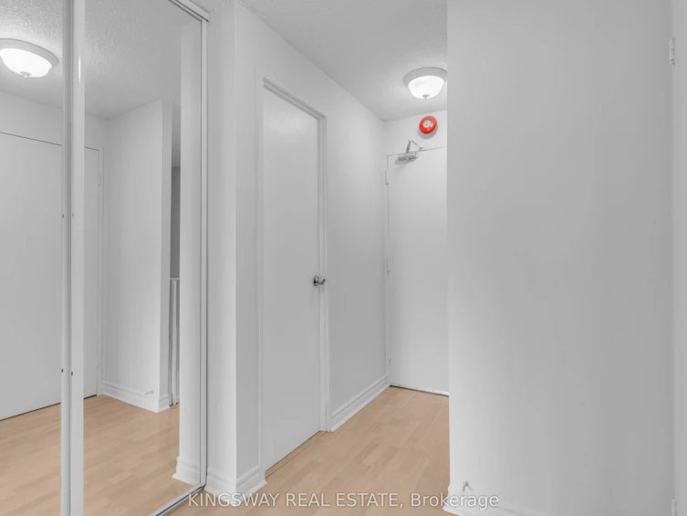 347-1395 Williamsport Drive, Mississauga, ON, L4X 2T4 - 27