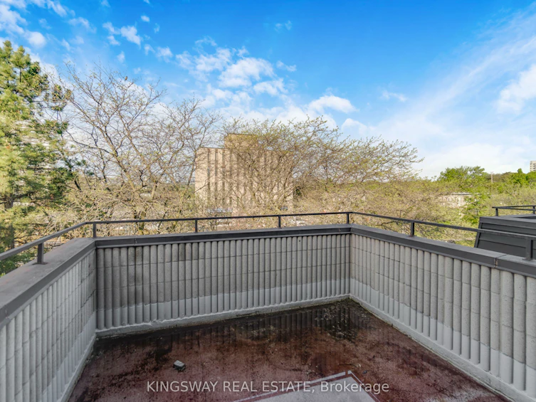 347-1395 Williamsport Drive, Mississauga, ON, L4X 2T4 - 32