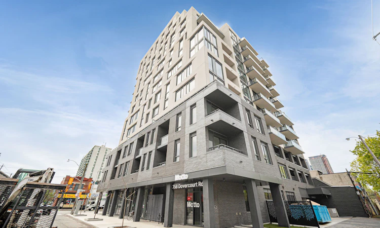 807-758 Dovercourt Road