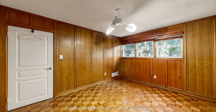 26 Abilene Drive, Toronto, ON, M9A 2M8 - 36