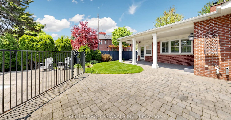 26 Abilene Drive, Toronto, ON, M9A 2M8 - 42
