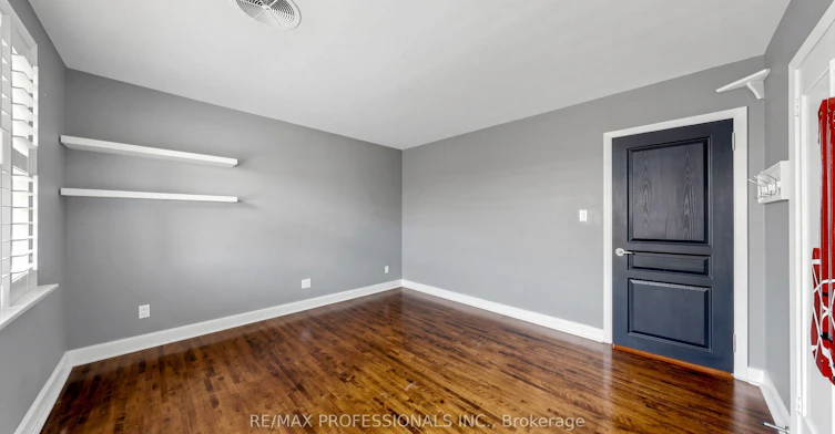 26 Abilene Drive, Toronto, ON, M9A 2M8 - 28