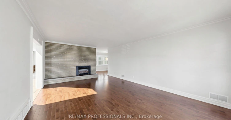 26 Abilene Drive, Toronto, ON, M9A 2M8 - 12