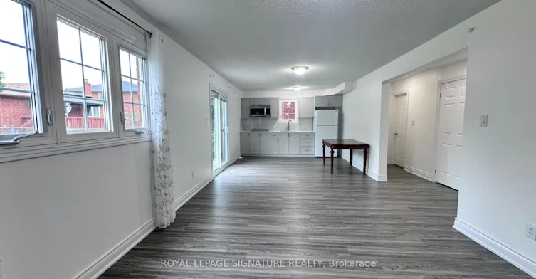 Walkout Basement 3-3137 Sunnyhill Drive, Mississauga, ON, L4X 2K5 - 3