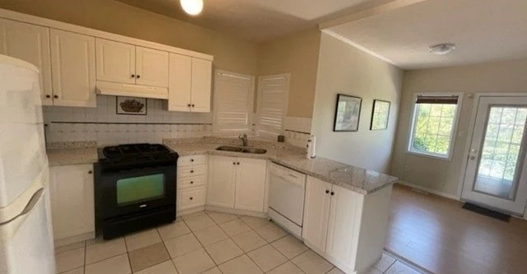 8 Blue Whale Boulevard, Brampton, ON, L6R 2R4 - 5