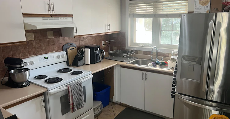 46 Seaside Circle, Brampton, ON, L6R 2G7 - 3