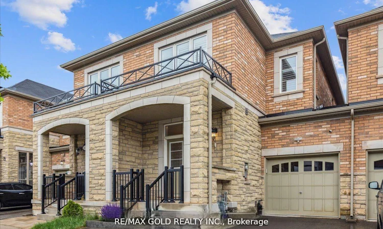 111 Huguenot Road