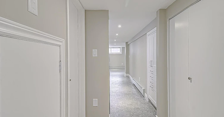 BSMT-554 Caledonia Road, Toronto, ON, M6E 4V4 - 19